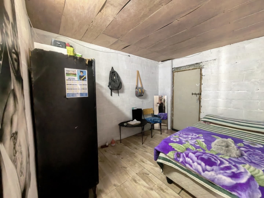 2 Bedroom Property for Sale in Lavender Hill Western Cape